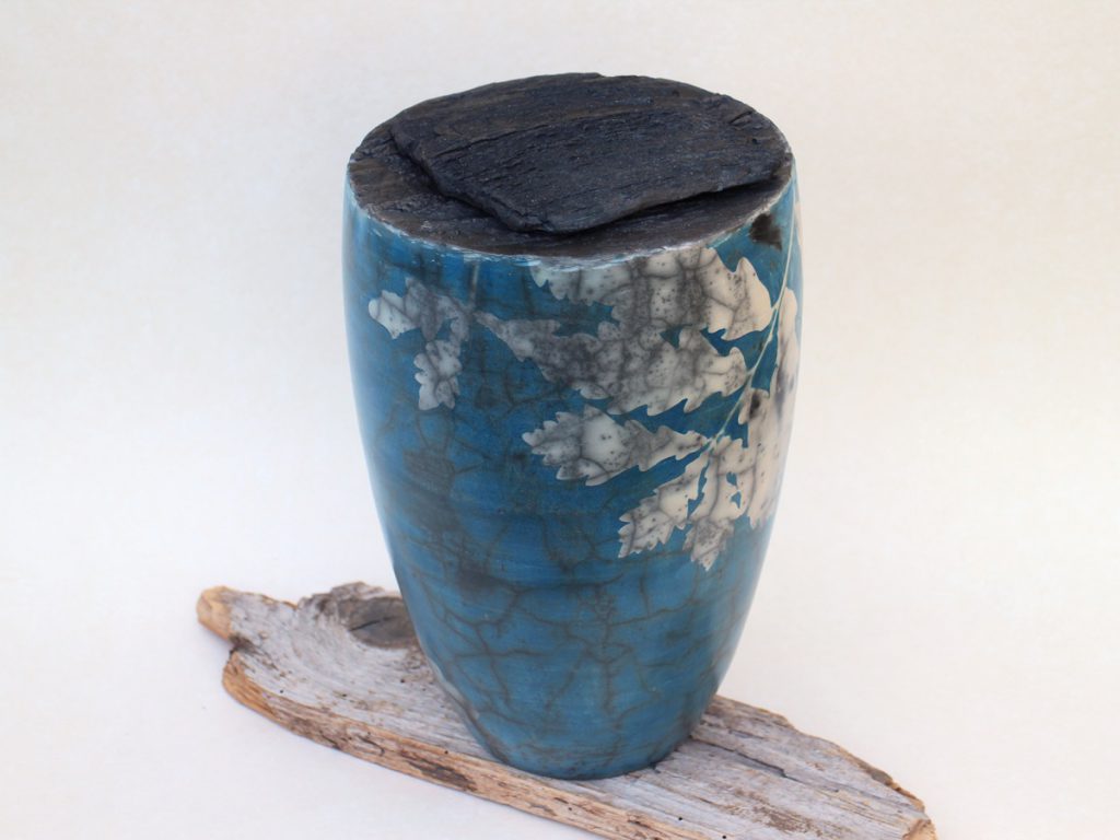 Naked Raku Keramik mit Cyanotypie